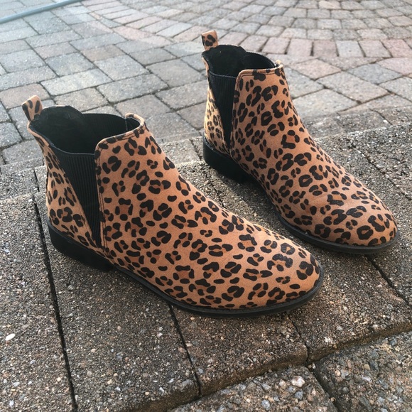 Primark Suede Cheetah-print ankle boots - Picture 1 of 8